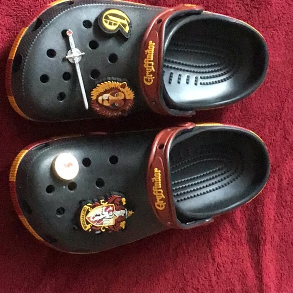Gryffindor Crocs W8/M6 worn two times only. Like new.
